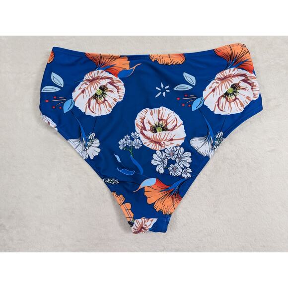 Blue Floral Moderate Coverage Two-Piece Swimsuit Size XL - Picture 5 of 9